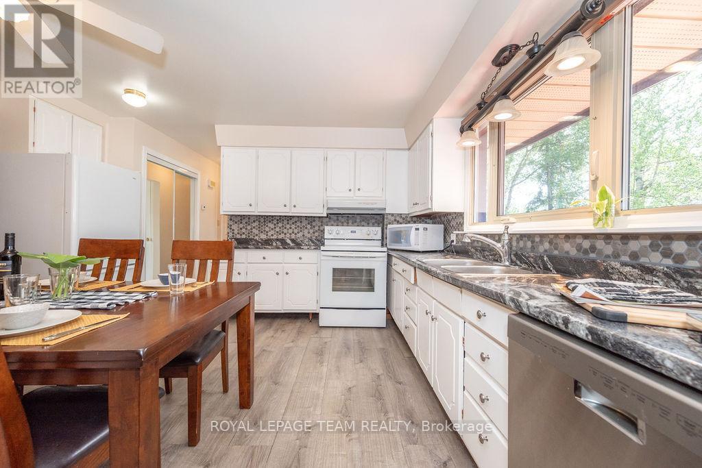 42165 Combermere Road, Madawaska Valley, Ontario  K0J 1B0 - Photo 12 - X13044016