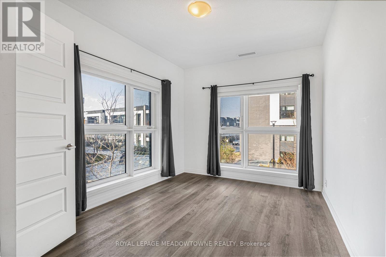 207 - 102 Grovewood Common, Oakville, Ontario  L6H 0X2 - Photo 20 - W13036850