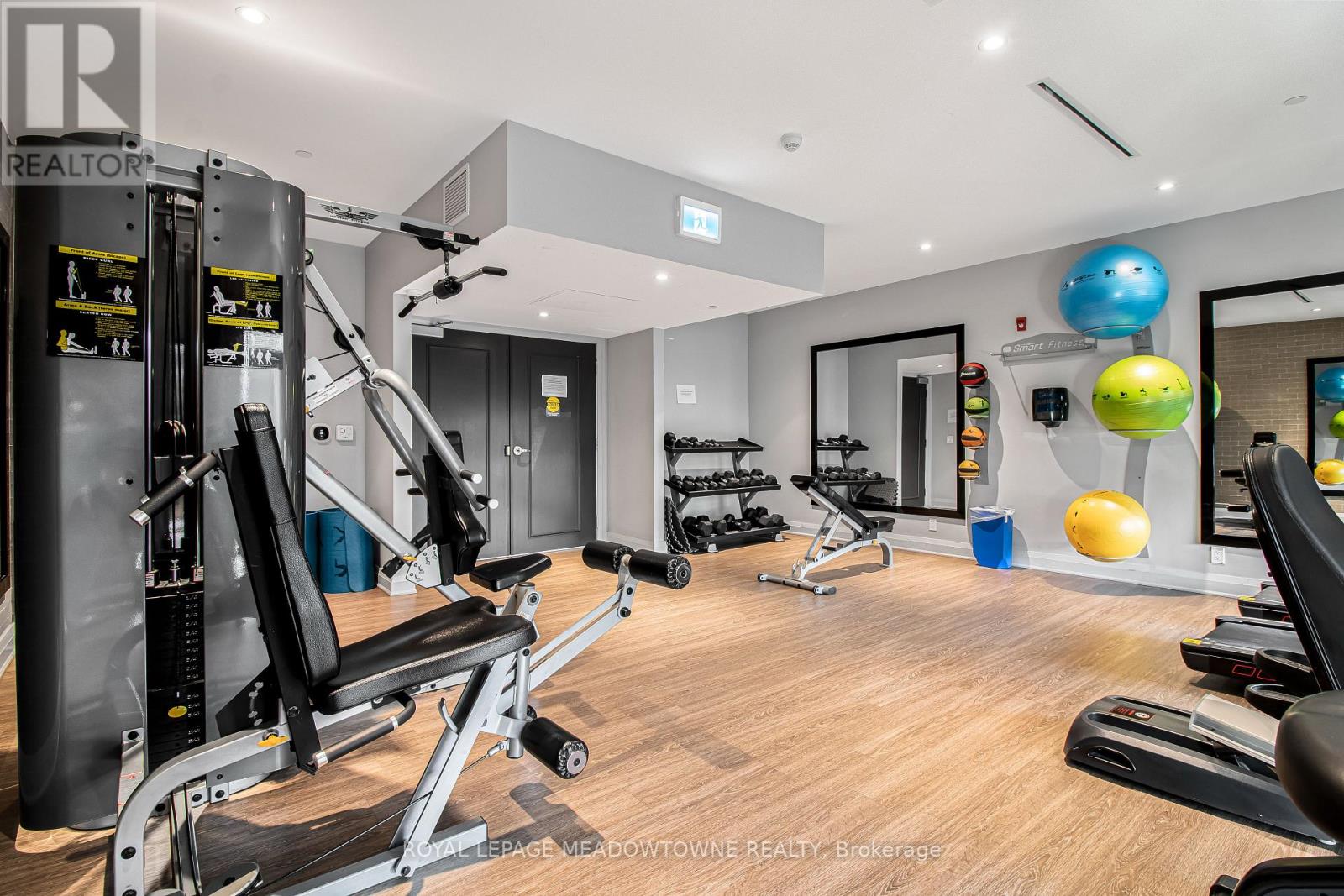 207 - 102 Grovewood Common, Oakville, Ontario  L6H 0X2 - Photo 6 - W13036850