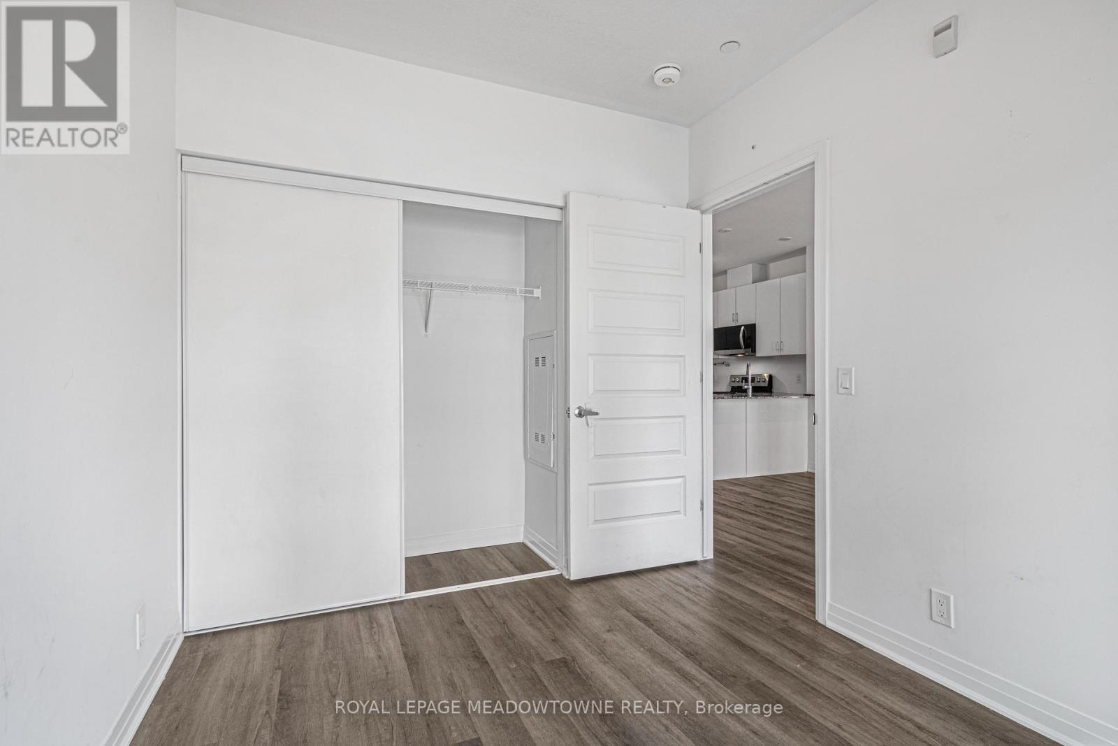 207 - 102 Grovewood Common, Oakville, Ontario  L6H 0X2 - Photo 19 - W13036850