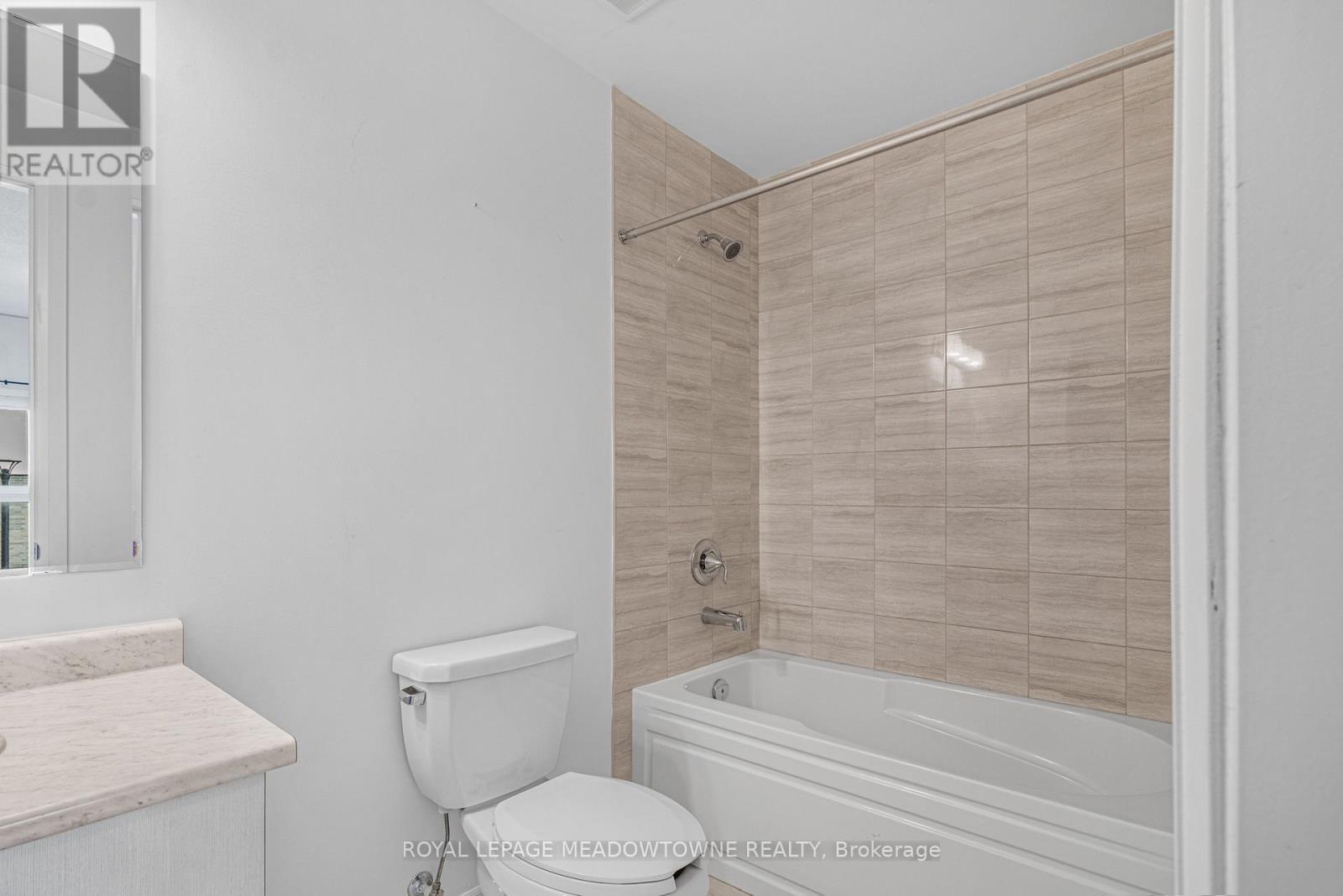 207 - 102 Grovewood Common, Oakville, Ontario  L6H 0X2 - Photo 23 - W13036850