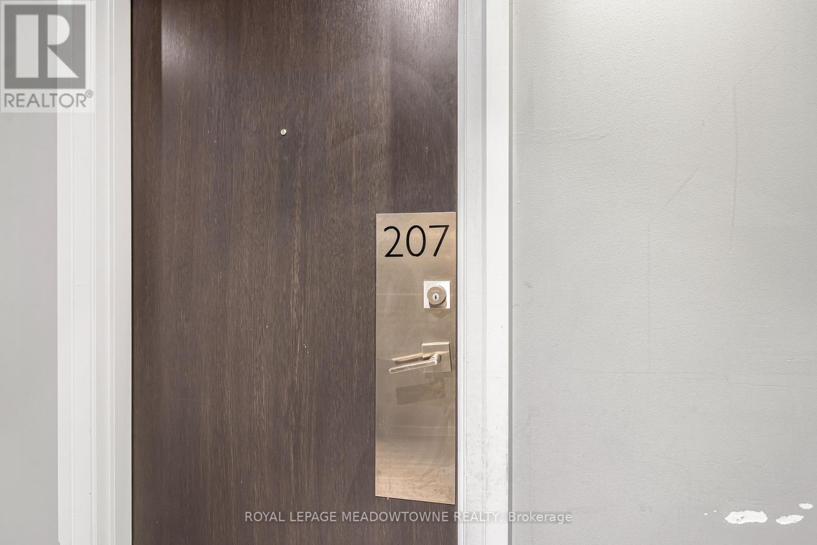 207 - 102 Grovewood Common, Oakville, Ontario  L6H 0X2 - Photo 9 - W13036850