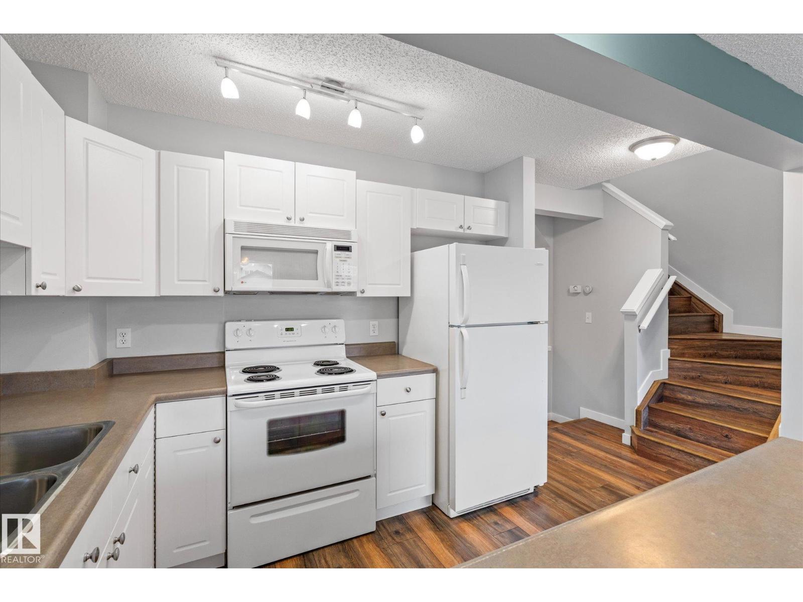 5407 204 St Nw, Edmonton, Alberta  T6M 2Z1 - Photo 10 - E4484001