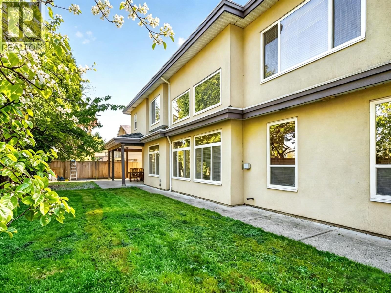 6040 Adams Place, Richmond, British Columbia  V7C 2W1 - Photo 6 - R3115646