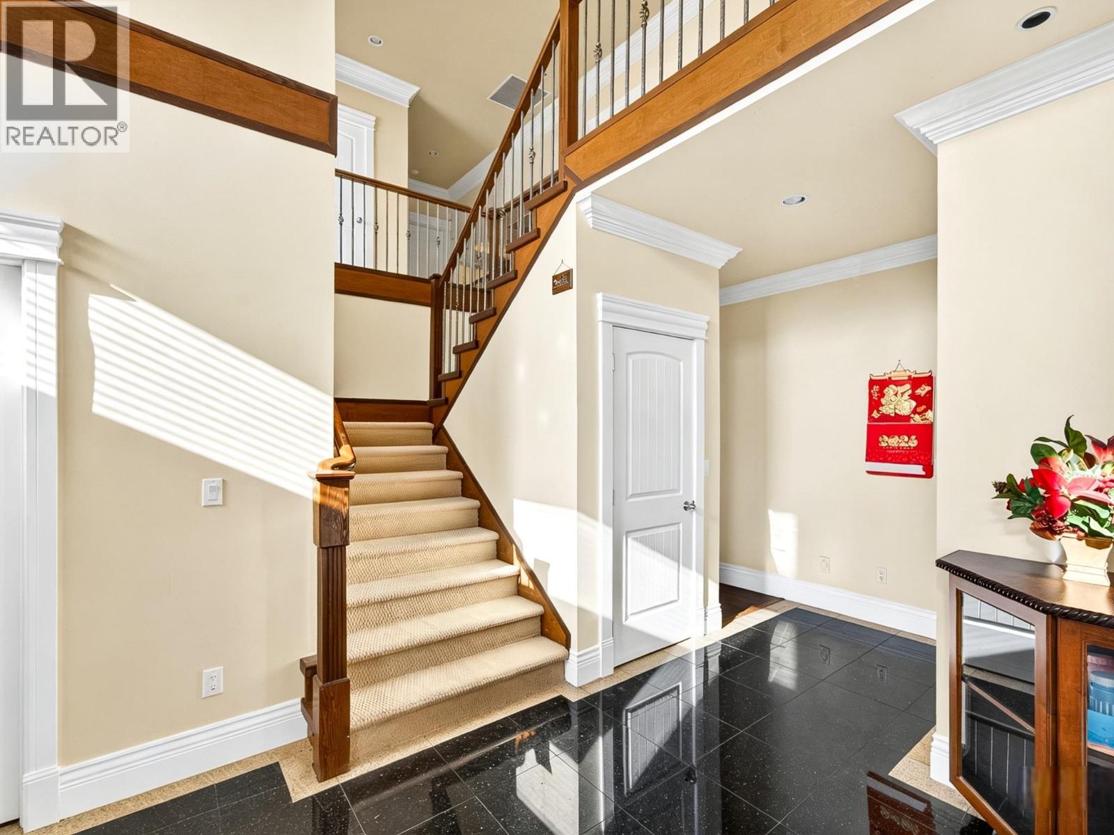 6040 Adams Place, Richmond, British Columbia  V7C 2W1 - Photo 13 - R3115646