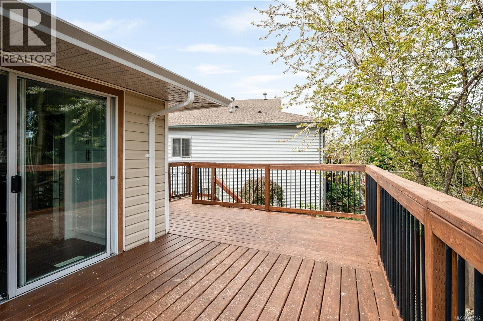 5701 Malibu Terr, Nanaimo, British Columbia  V9T 5W7 - Photo 19 - 1033342