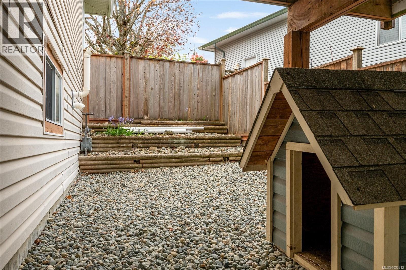 5701 Malibu Terr, Nanaimo, British Columbia  V9T 5W7 - Photo 56 - 1033342