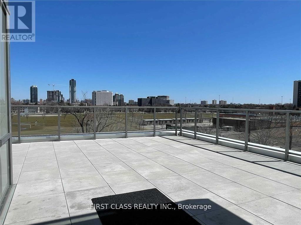 414 - 32 FOREST MANOR ROAD, Toronto, Ontario