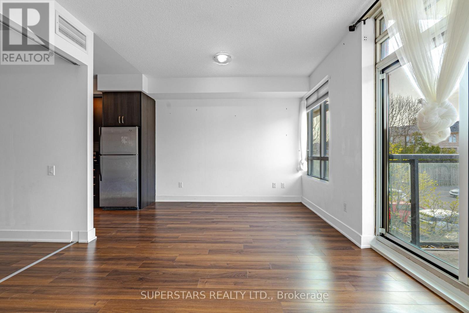 318 - 7608 Yonge Street, Vaughan, Ontario  L4J 0J5 - Photo 8 - N13044002