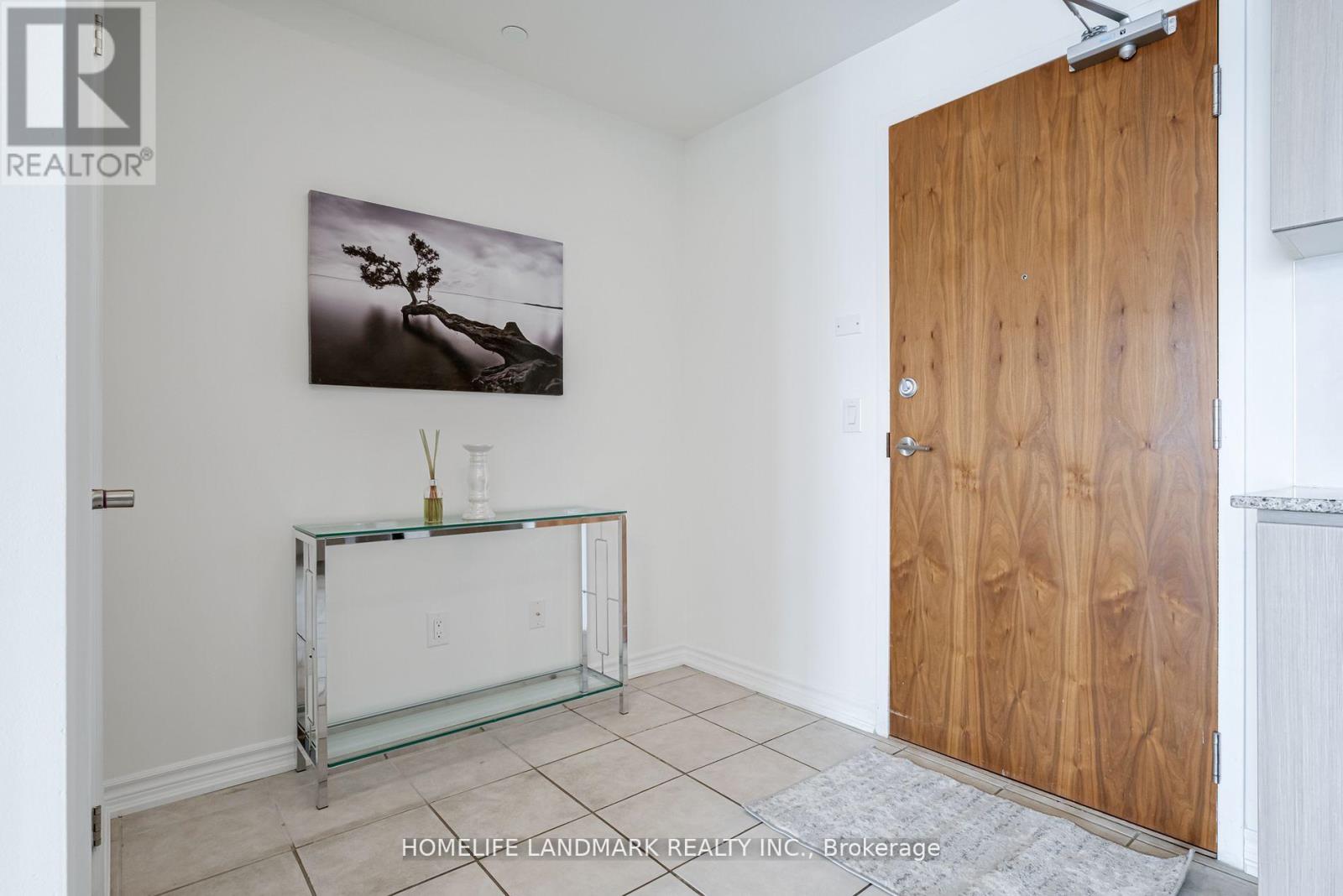 921 - 8323 Kennedy Road, Markham, Ontario  L3R 5W7 - Photo 2 - N13044014