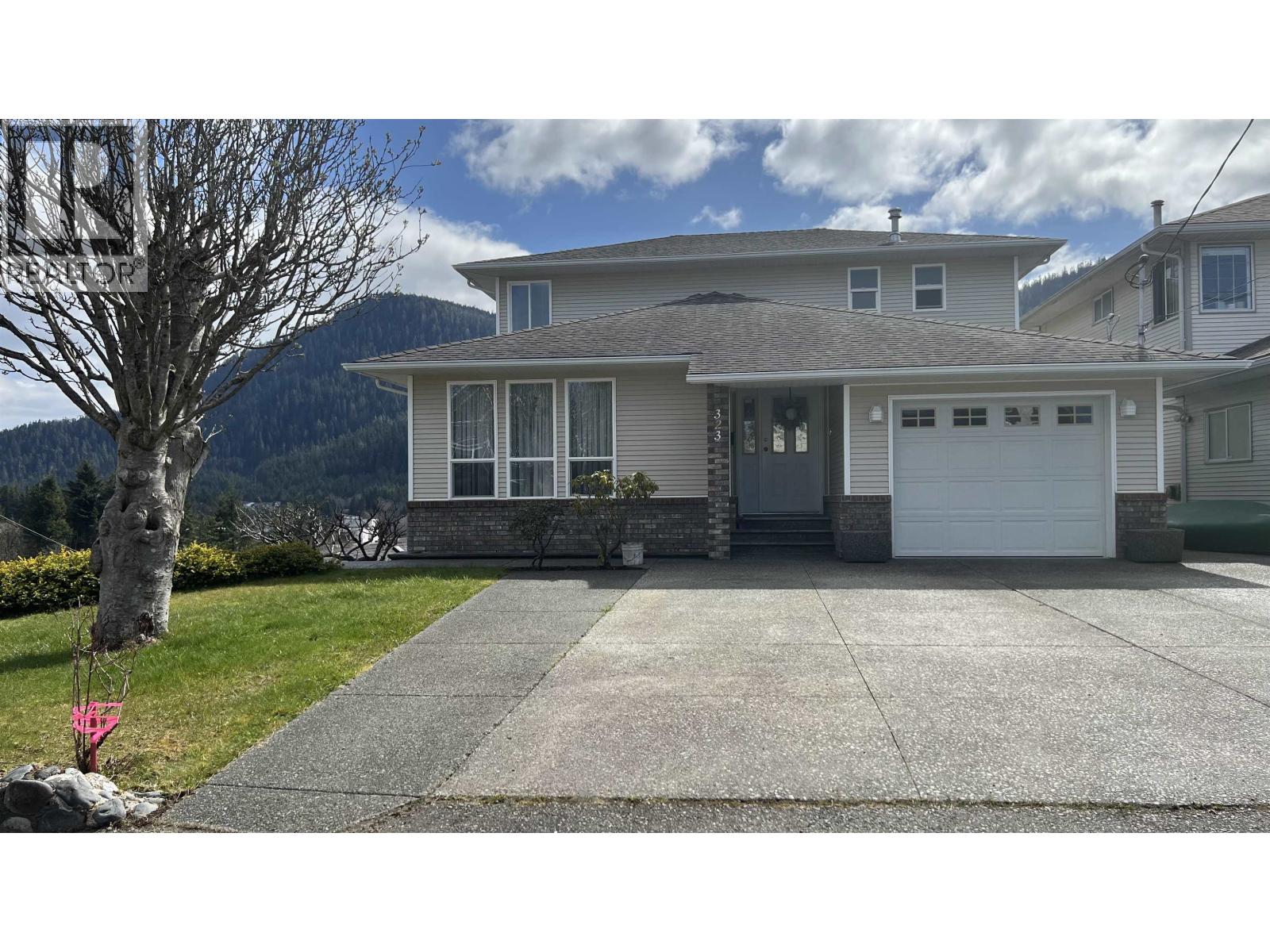 323 W 5TH AVENUE, Prince Rupert, British Columbia