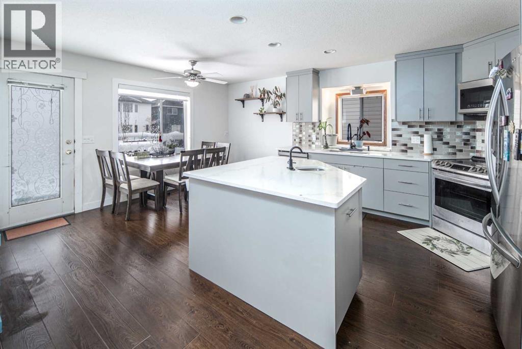 125 Coventry Crescent Ne, Calgary, Alberta  T3K 4Y9 - Photo 14 - A2304626