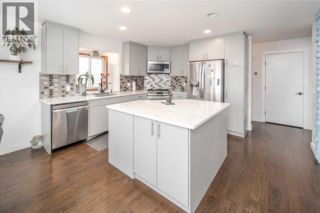 125 Coventry Crescent Ne, Calgary, Alberta  T3K 4Y9 - Photo 15 - A2304626