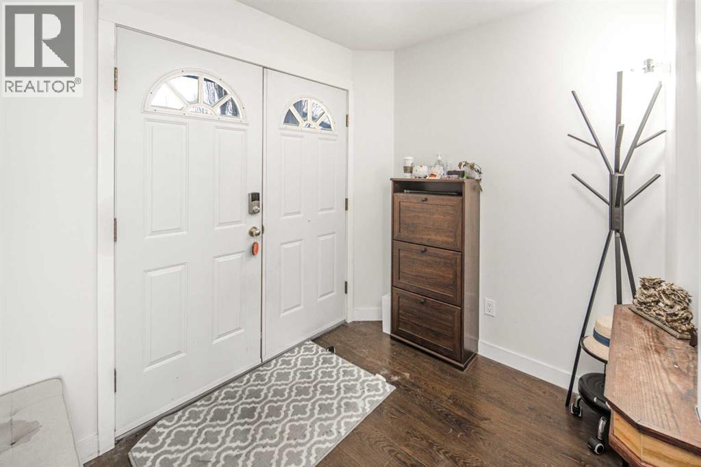 125 Coventry Crescent Ne, Calgary, Alberta  T3K 4Y9 - Photo 3 - A2304626