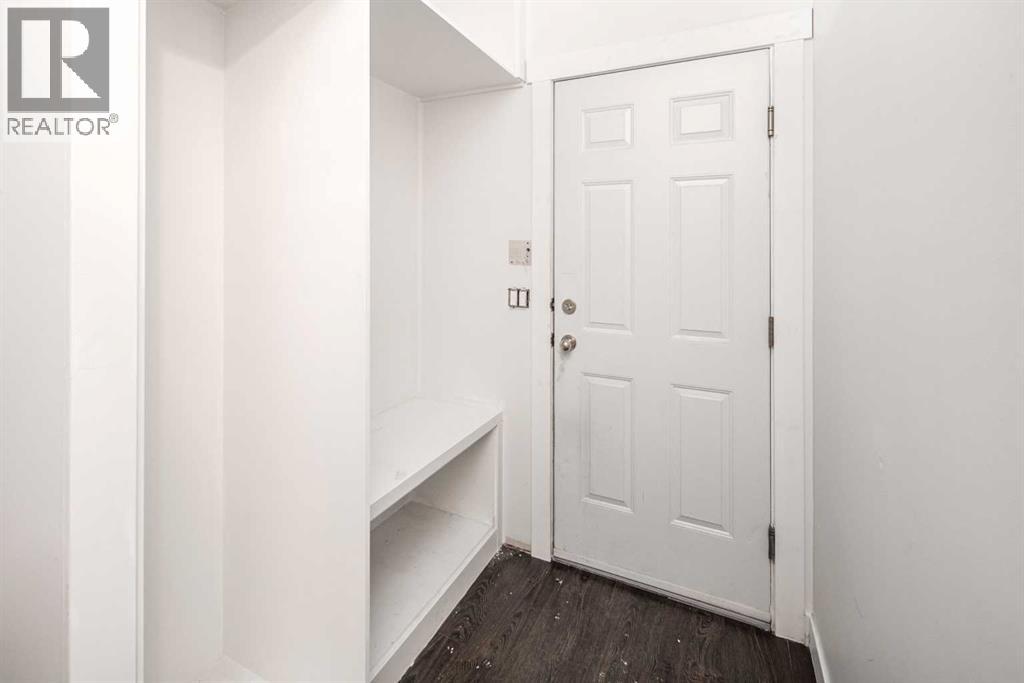 125 Coventry Crescent Ne, Calgary, Alberta  T3K 4Y9 - Photo 5 - A2304626