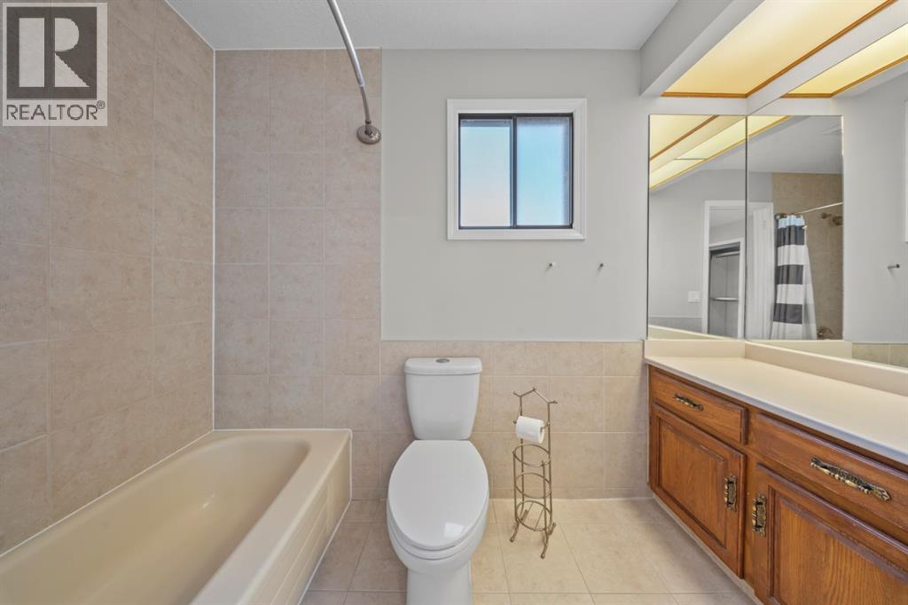 7 Edenwold Place Nw, Calgary, Alberta  T3A 3T7 - Photo 27 - A2303744