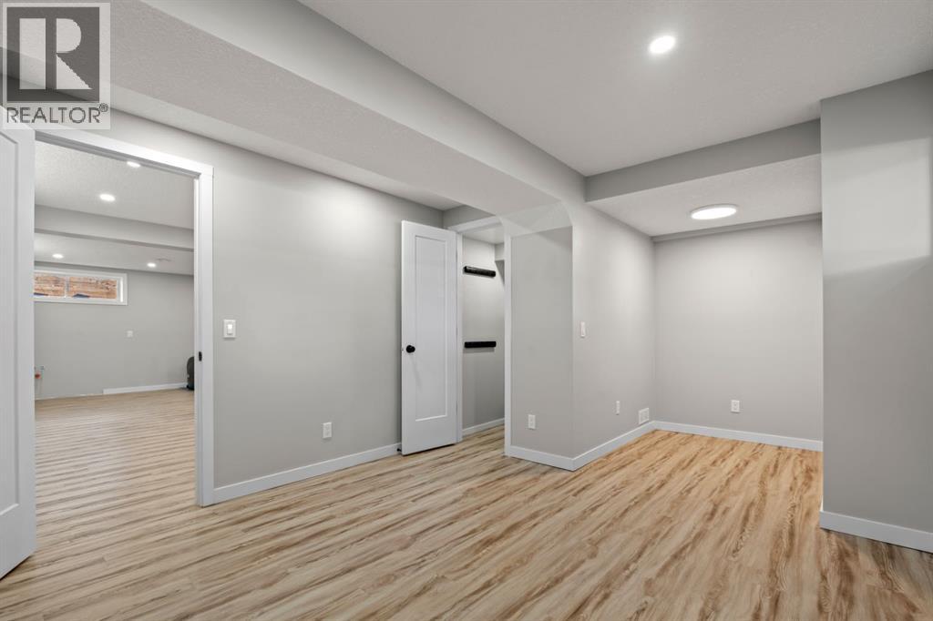 7 Edenwold Place Nw, Calgary, Alberta  T3A 3T7 - Photo 39 - A2303744