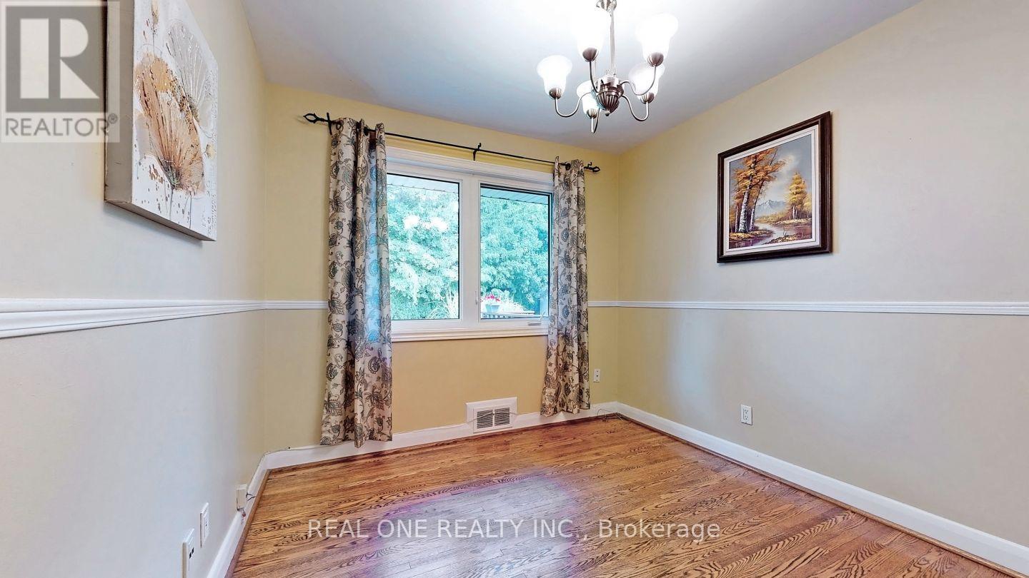 265 Woodland Drive, Oakville, Ontario  L6J 4W6 - Photo 18 - W13044026