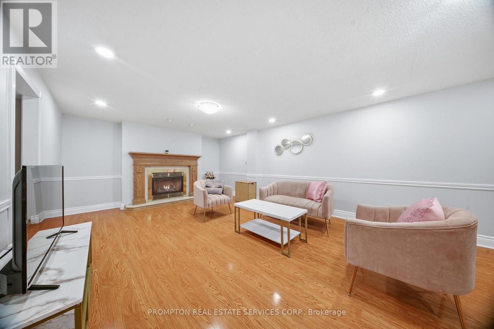 Lower - 16 Fernwood Crescent, Hamilton, Ontario  L8T 3L1 - Photo 5 - X13044018