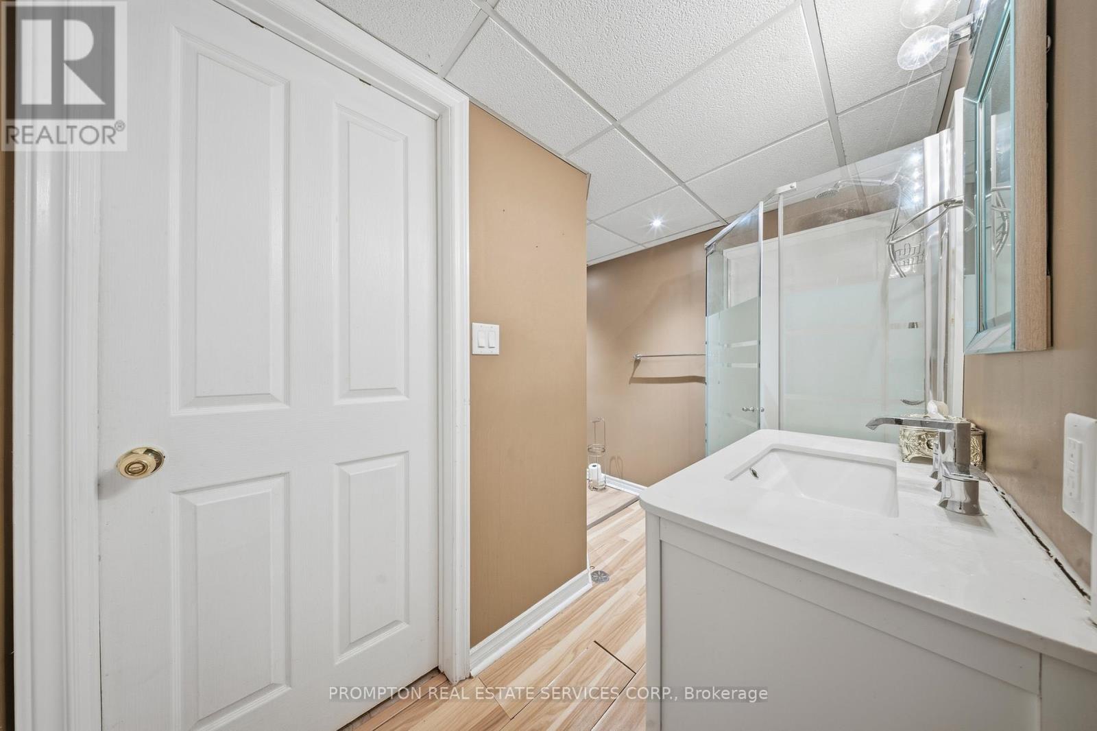 Lower - 16 Fernwood Crescent, Hamilton, Ontario  L8T 3L1 - Photo 9 - X13044018