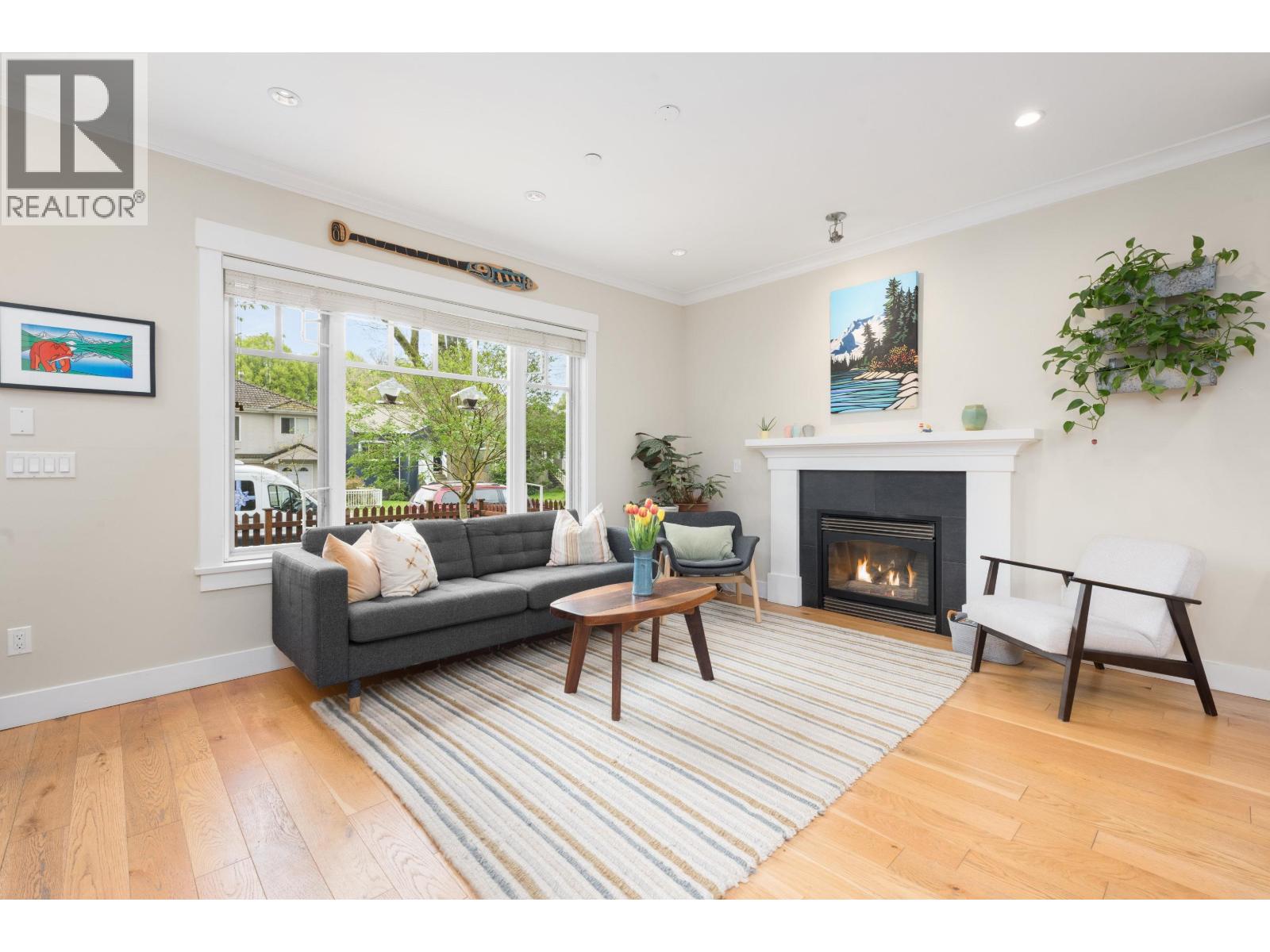 945 E 21st Avenue, Vancouver, British Columbia  V5V 1S4 - Photo 4 - R3114131