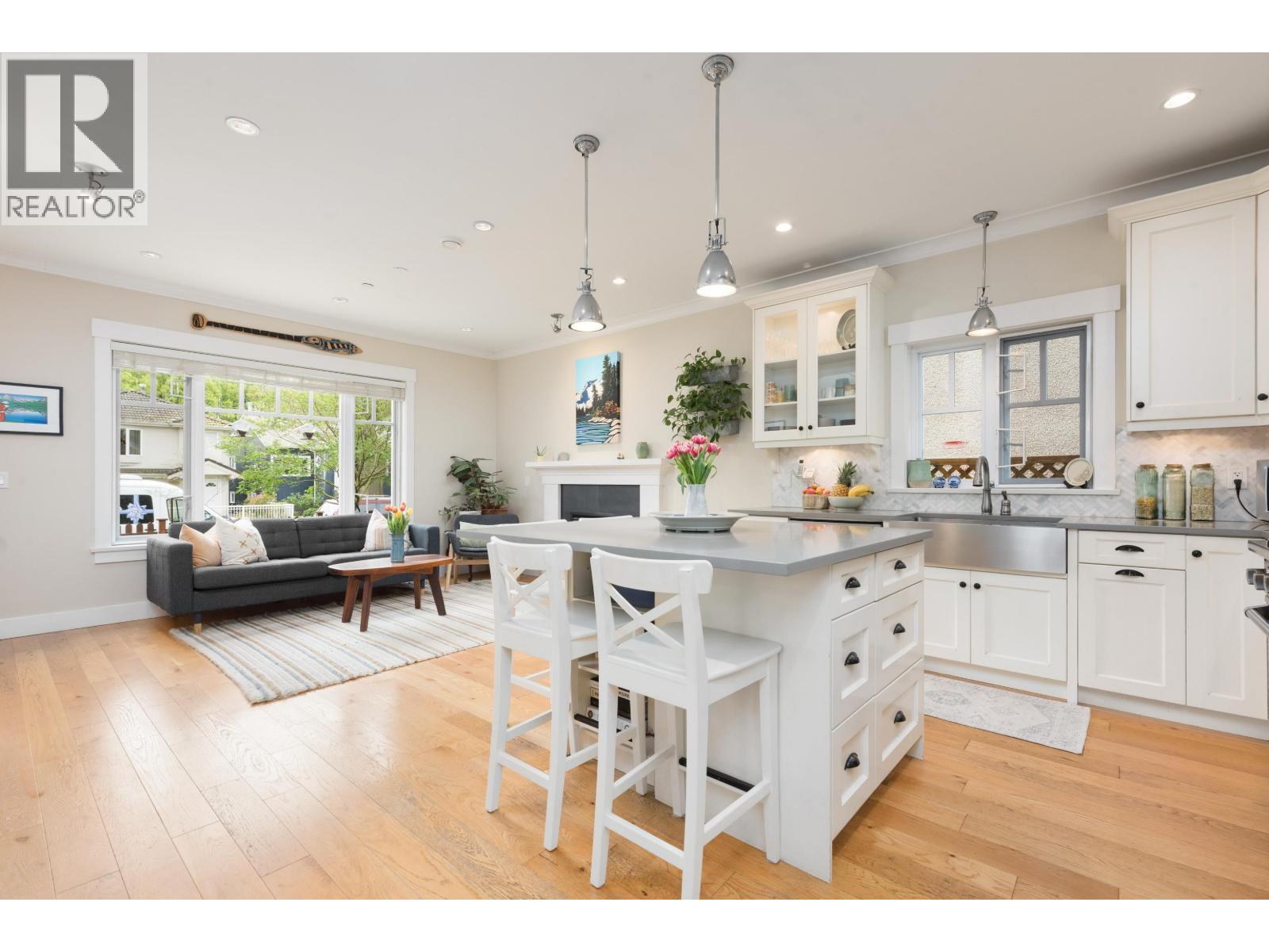 945 E 21st Avenue, Vancouver, British Columbia  V5V 1S4 - Photo 6 - R3114131