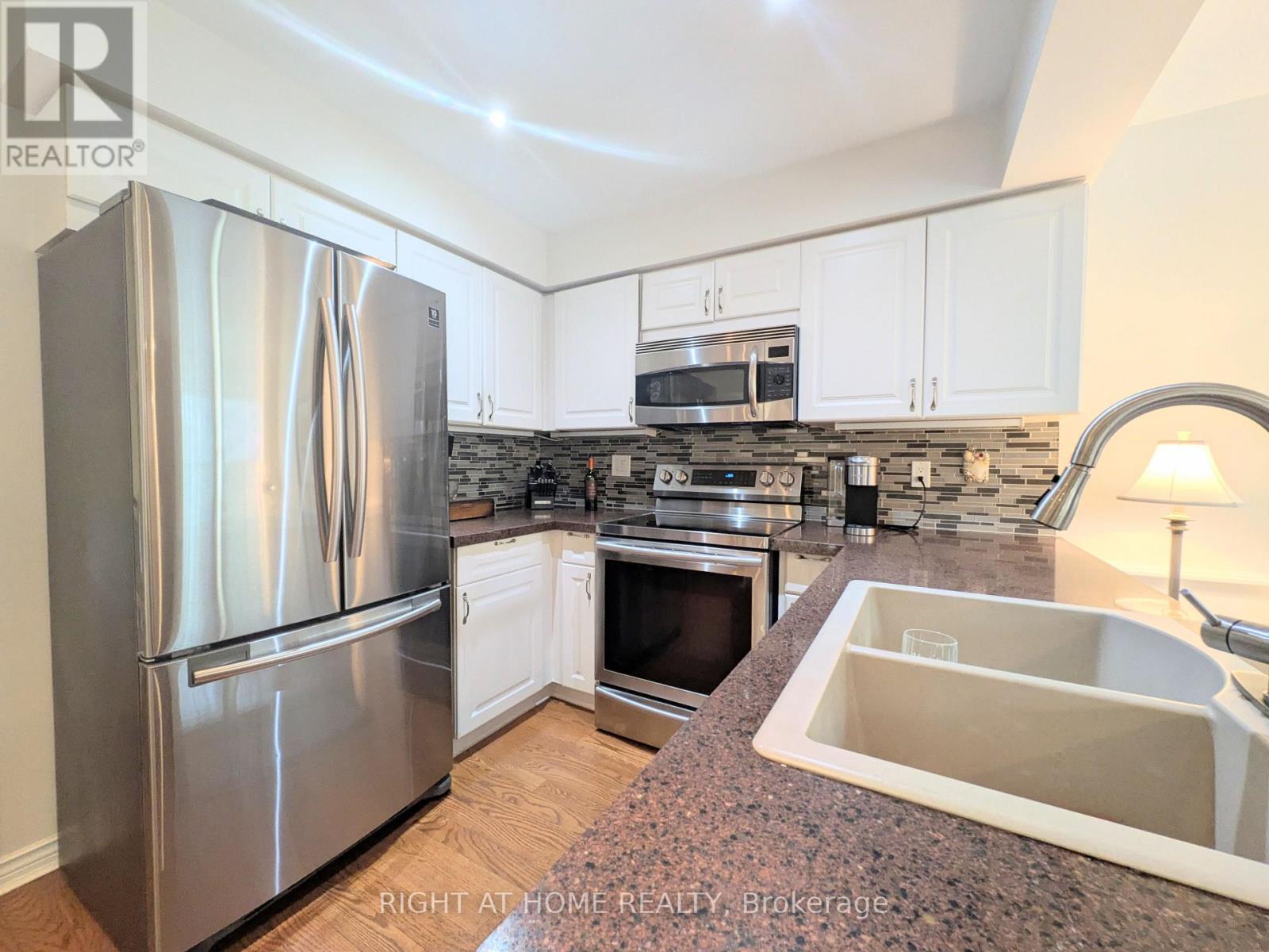 2096 Blacksmith Lane, Oakville, Ontario  L6M 3A3 - Photo 10 - W13039020