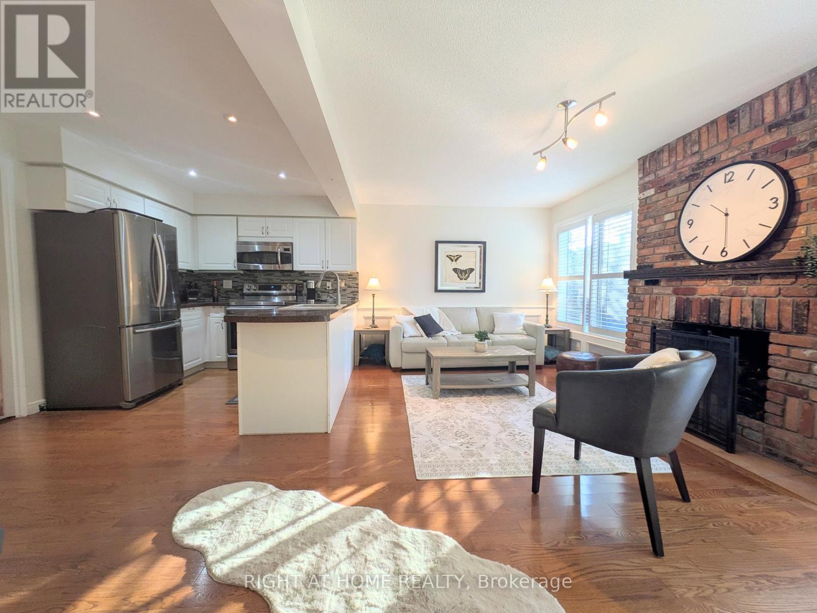 2096 Blacksmith Lane, Oakville, Ontario  L6M 3A3 - Photo 7 - W13039020