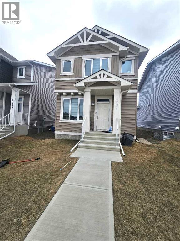 1201, Iron Ridge Avenue, Crossfield, Alberta  T0M 0S0 - Photo 2 - A2305168