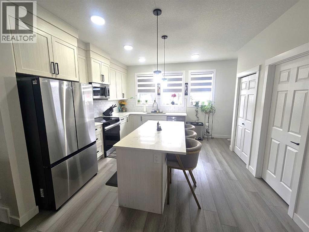 1201, Iron Ridge Avenue, Crossfield, Alberta  T0M 0S0 - Photo 7 - A2305168