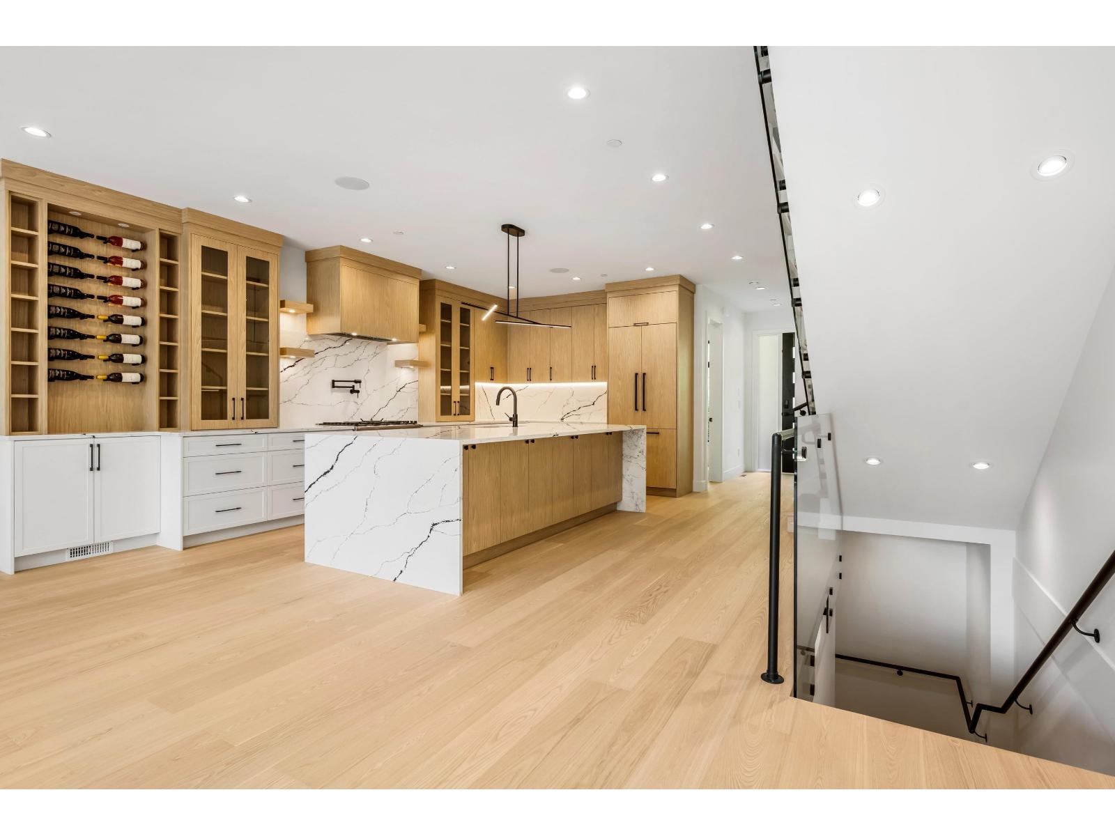 202 Lakeshore Drive, Cultus Lake North, Cultus Lake, British Columbia  V2R 5A1 - Photo 11 - R3115526