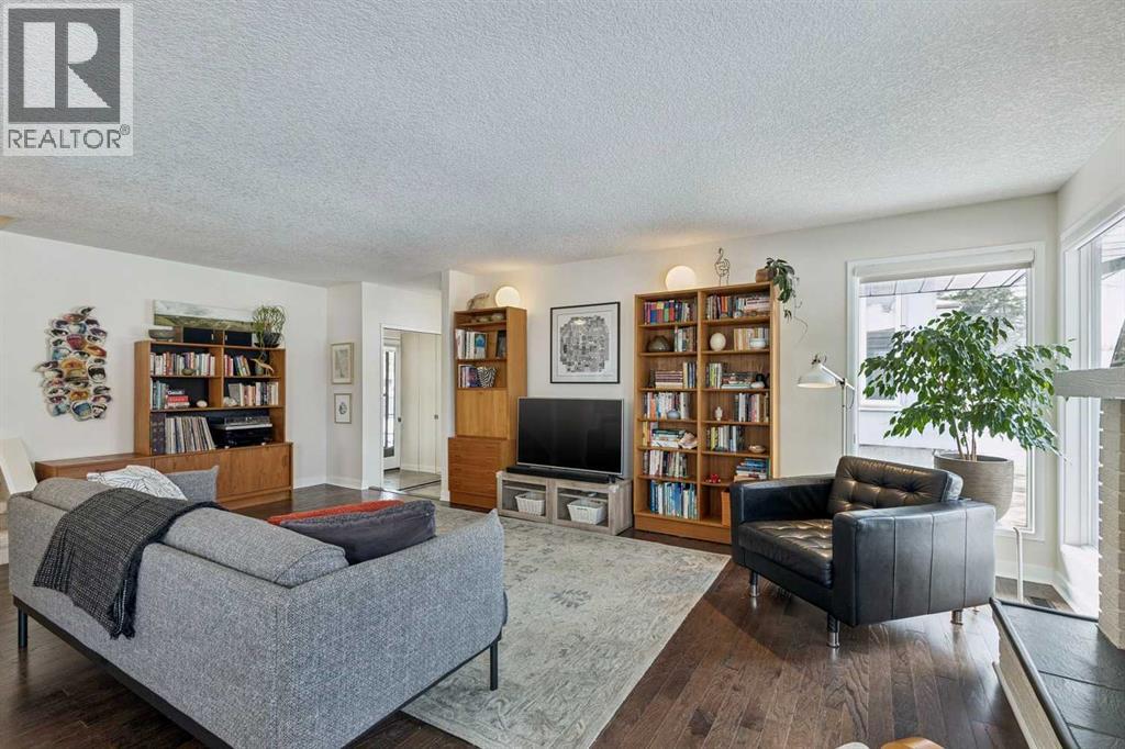 52 Beddington Circle, Calgary, Alberta  T3K 1K6 - Photo 10 - A2304228