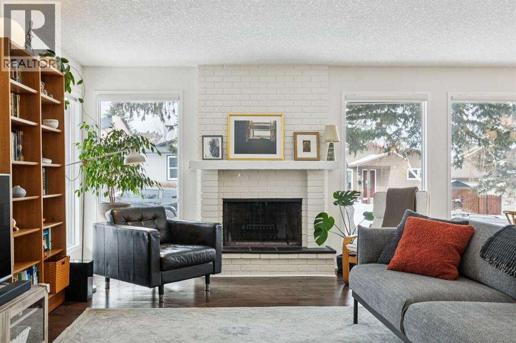 52 Beddington Circle, Calgary, Alberta  T3K 1K6 - Photo 5 - A2304228