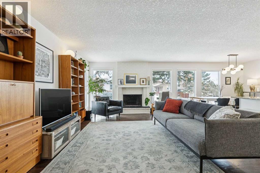 52 Beddington Circle, Calgary, Alberta  T3K 1K6 - Photo 6 - A2304228