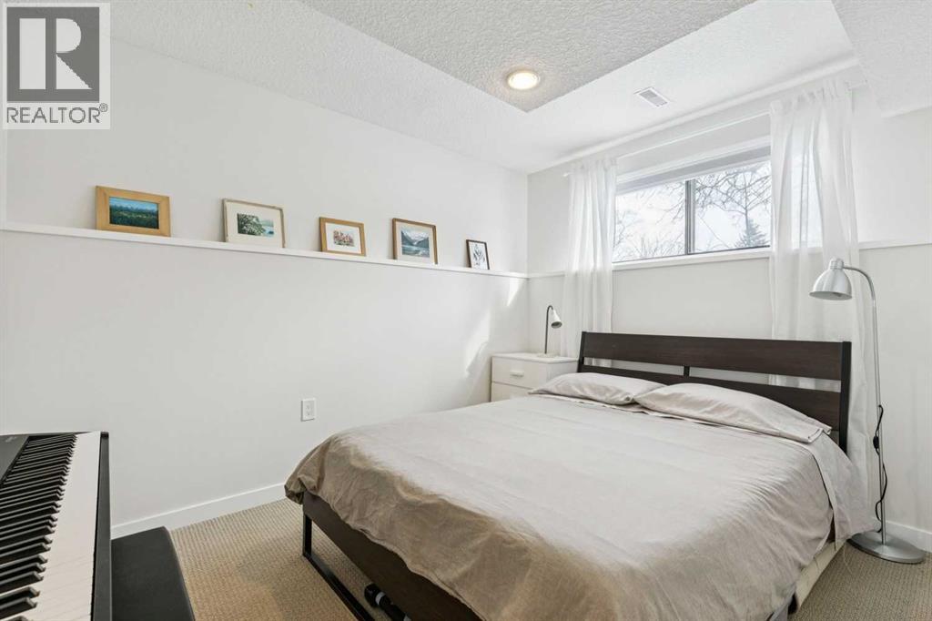 52 Beddington Circle, Calgary, Alberta  T3K 1K6 - Photo 32 - A2304228