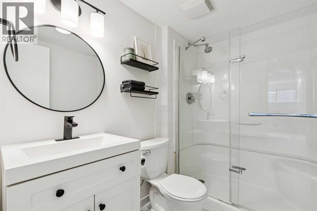 52 Beddington Circle, Calgary, Alberta  T3K 1K6 - Photo 33 - A2304228