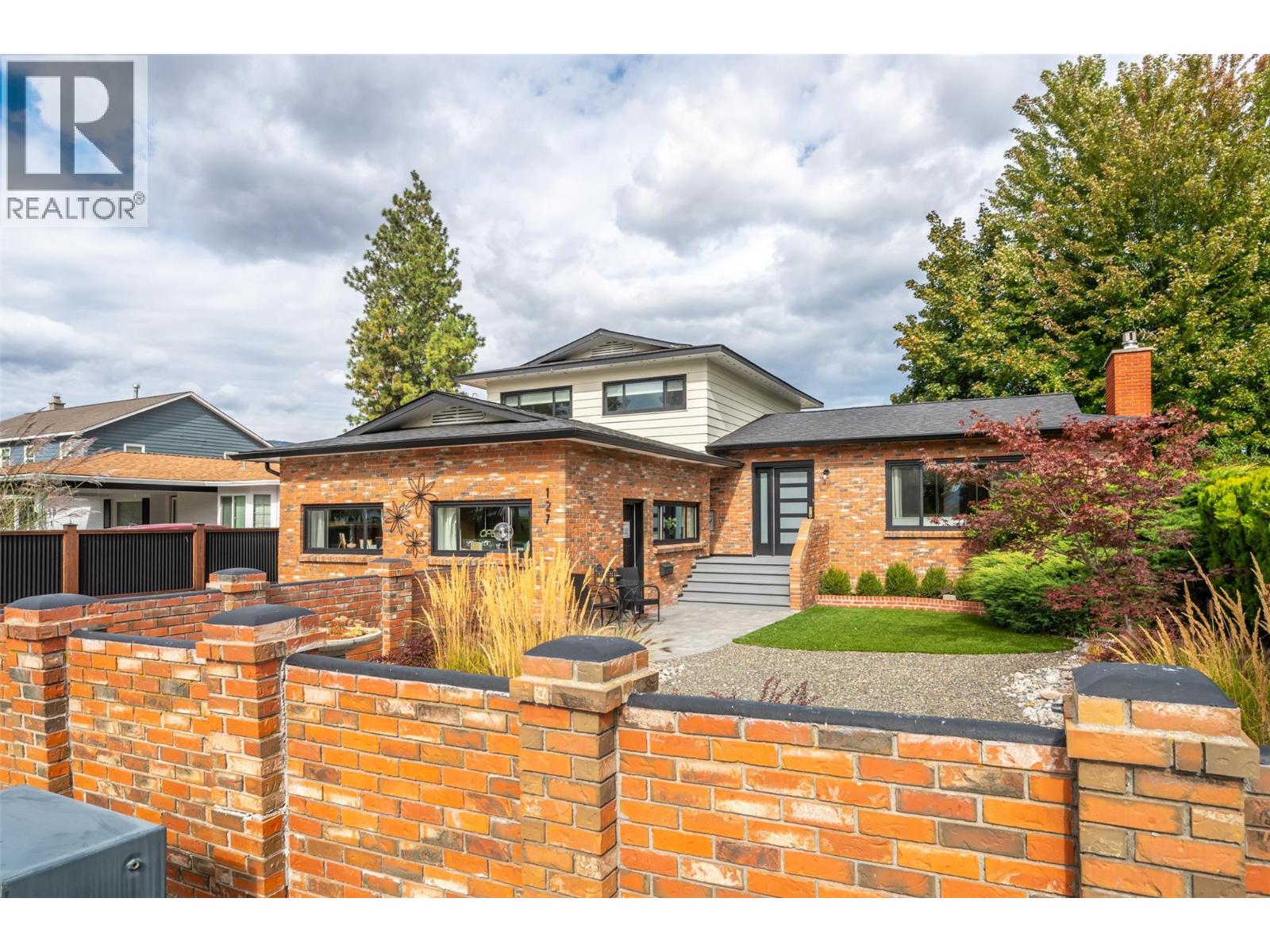 127 Elm Avenue, Penticton, British Columbia