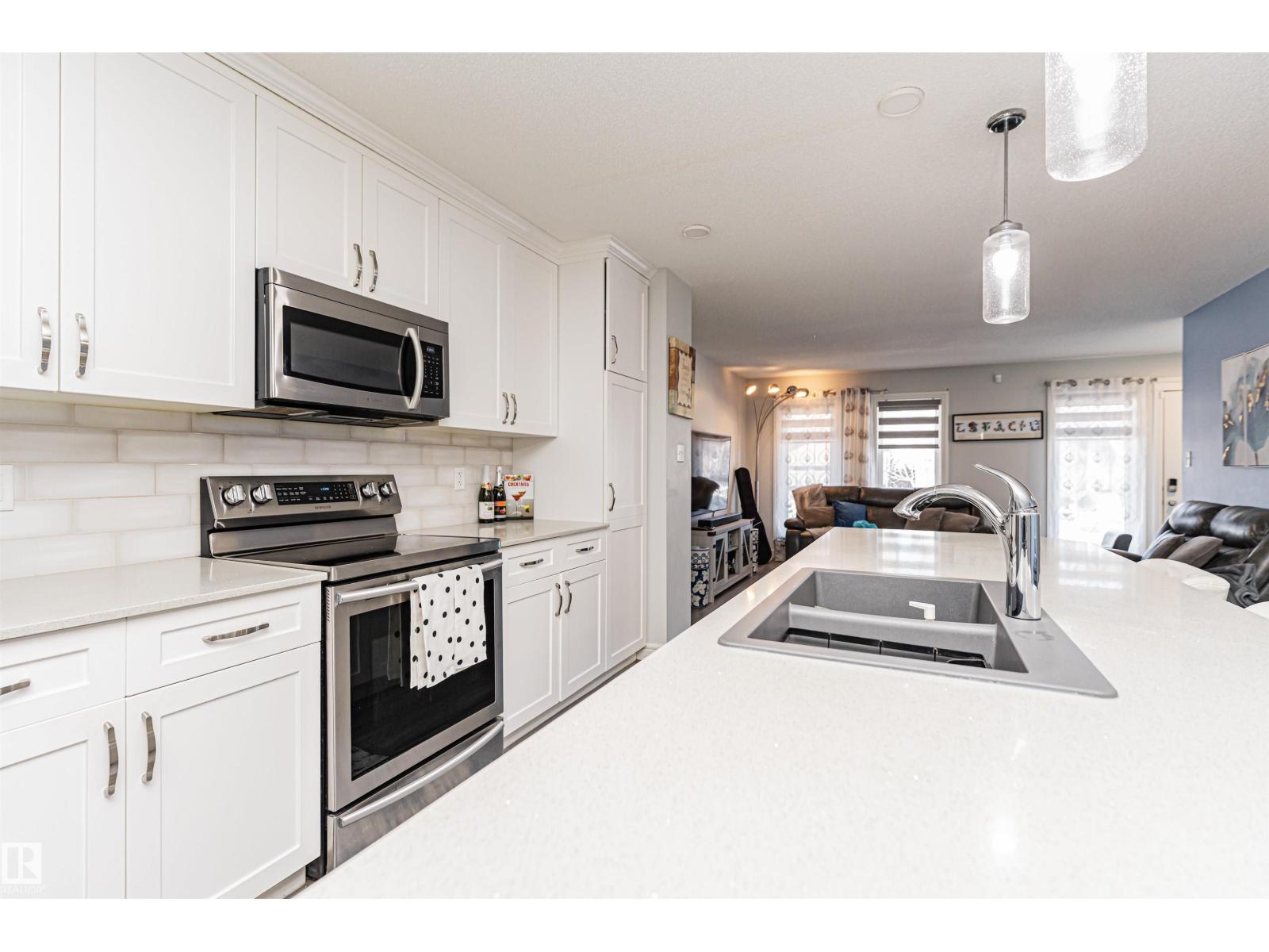 2051 Graydon Hill Cr SW, Edmonton, Alberta  T6W 4C5 - Photo 17 - E4484225