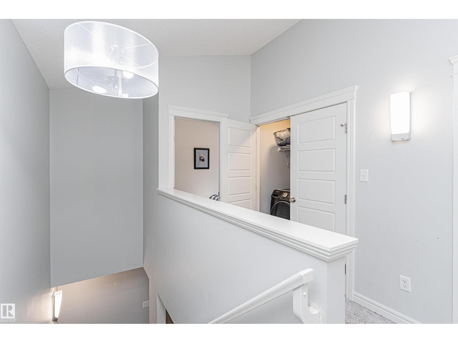 2051 Graydon Hill Cr SW, Edmonton, Alberta  T6W 4C5 - Photo 29 - E4484225