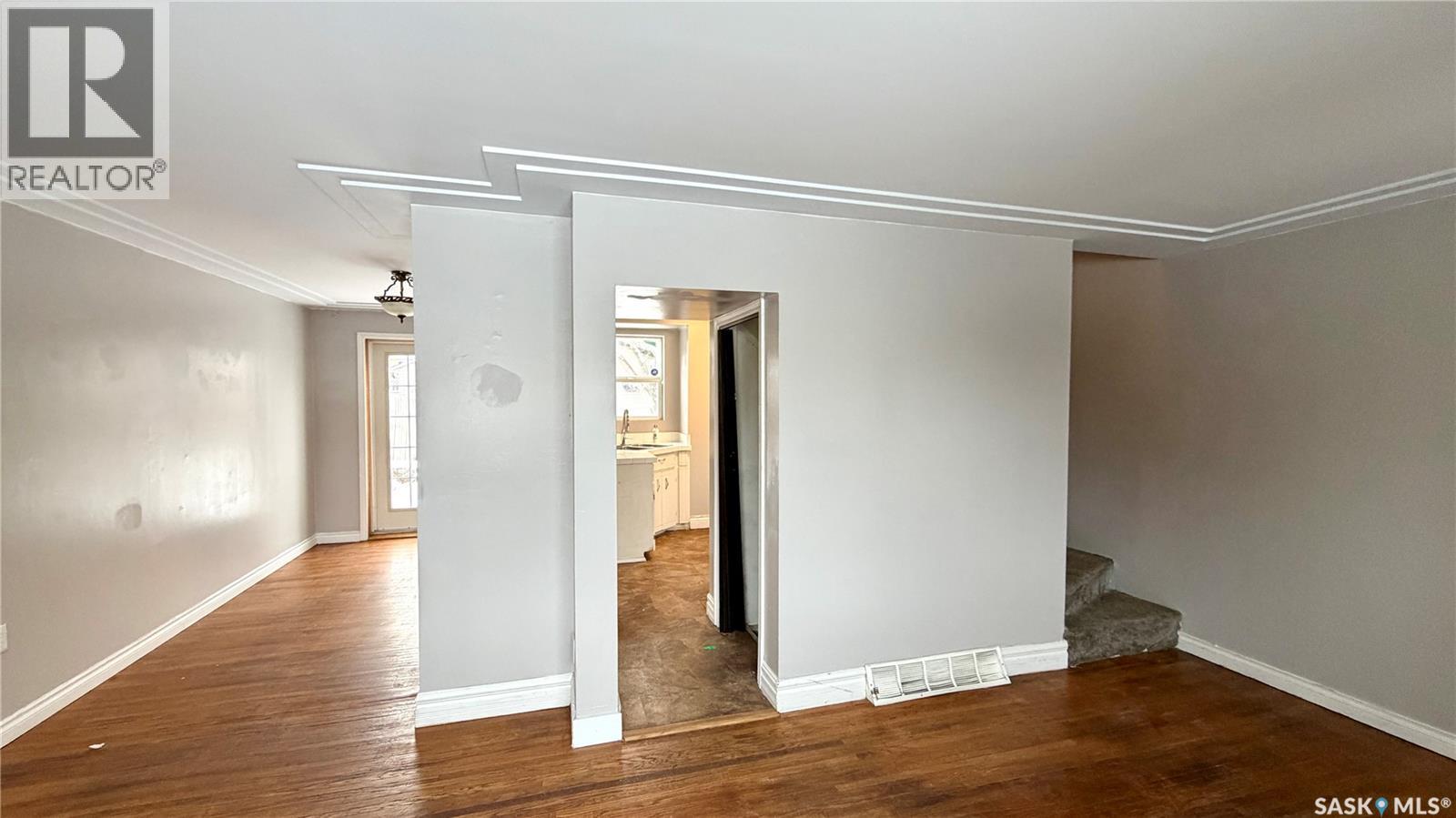 217 L Avenue N, Saskatoon, Saskatchewan  S7L 2P3 - Photo 13 - SK030687