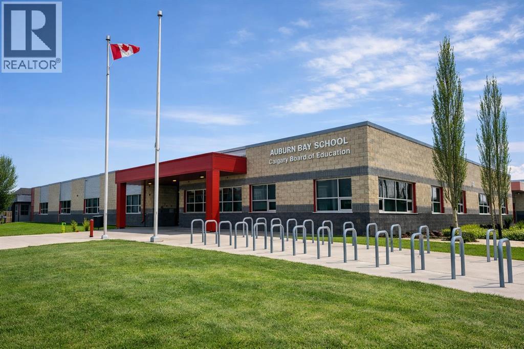 983 Auburn Bay Boulevard SE, Calgary, Alberta  T3M 0K1 - Photo 3 - A2298859