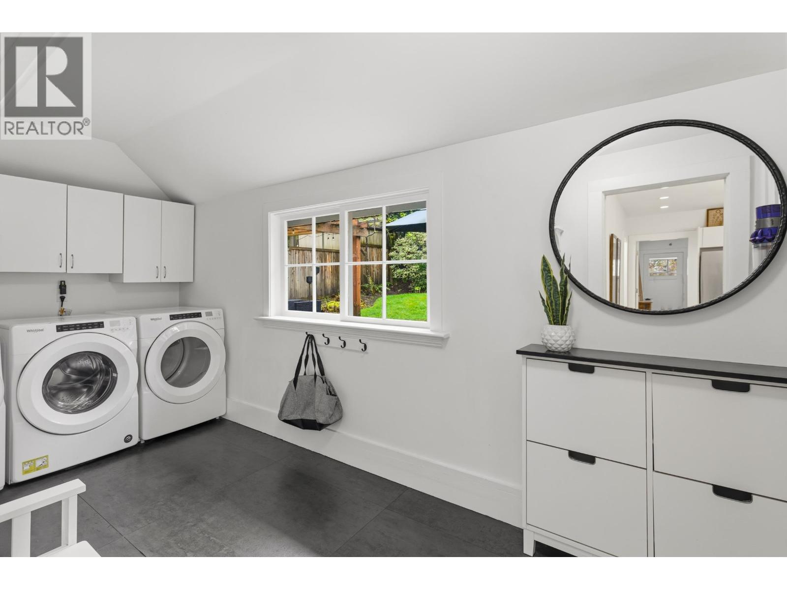 505 Garfield Street, New Westminster, British Columbia  V3L 4A6 - Photo 10 - R3114427