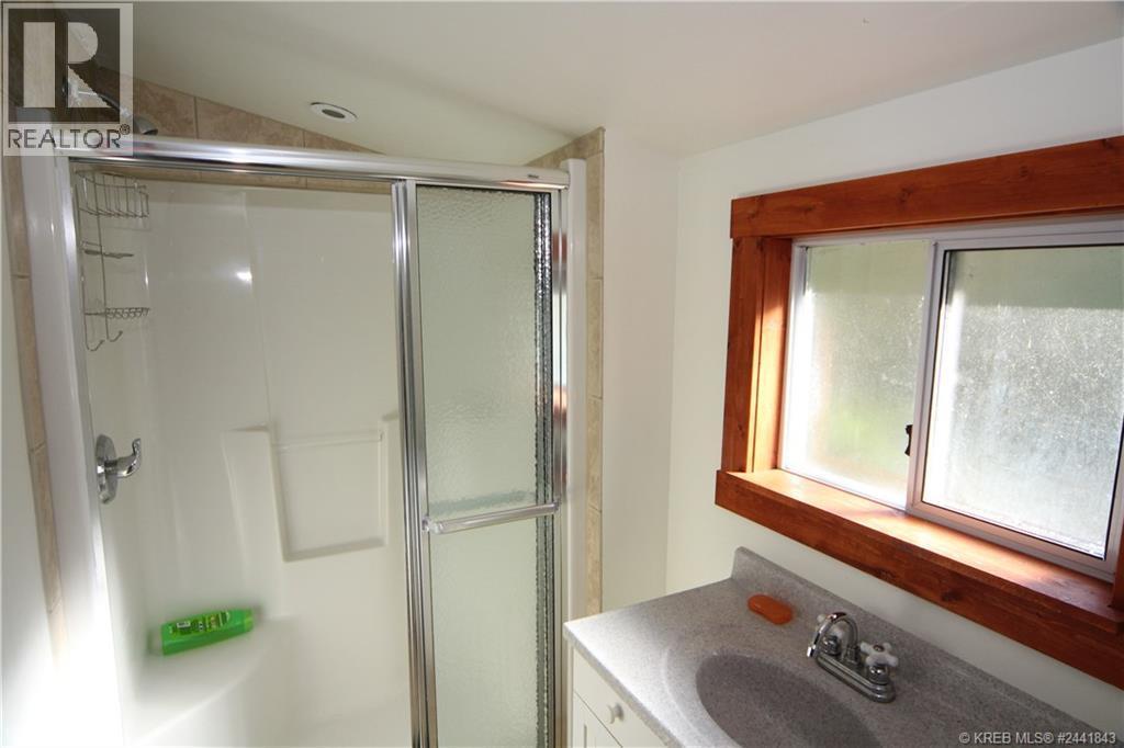 70 Sandner Road, Christina Lake, British Columbia  V0H 1E0 - Photo 38 - 10383113