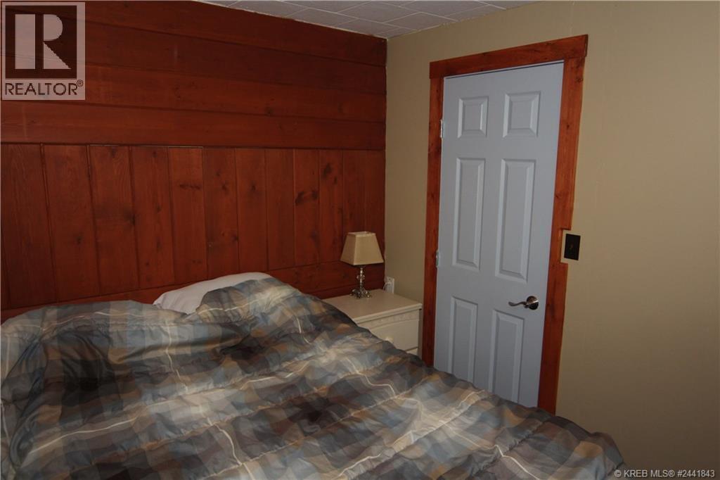 70 Sandner Road, Christina Lake, British Columbia  V0H 1E0 - Photo 36 - 10383113