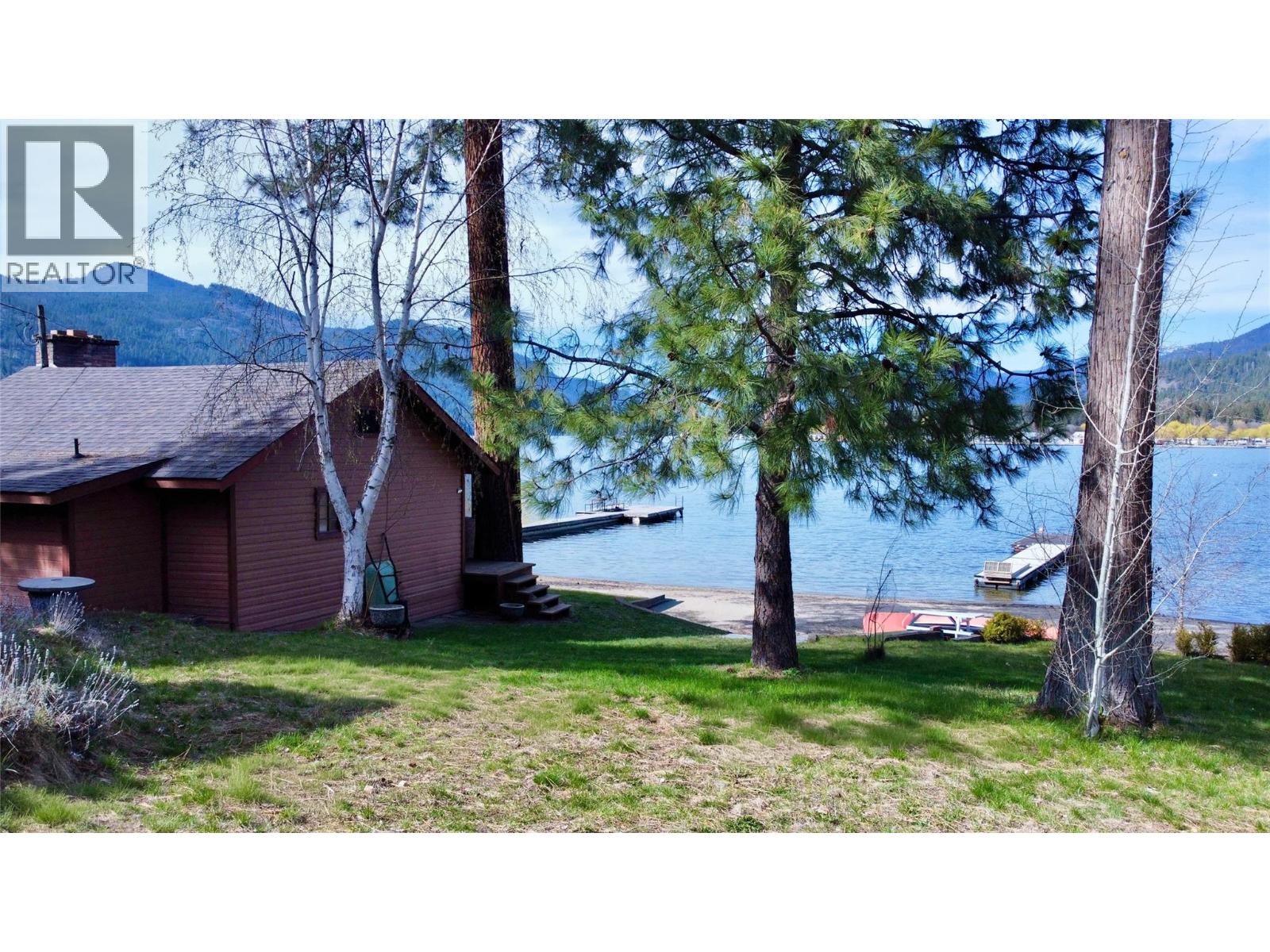 70 Sandner Road, Christina Lake, British Columbia  V0H 1E0 - Photo 26 - 10383113