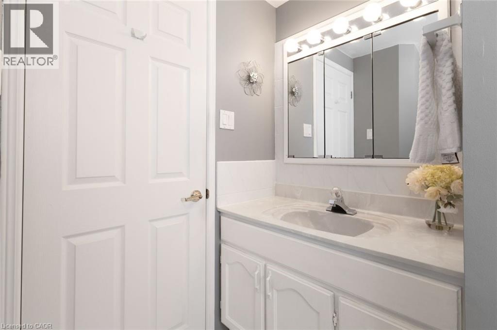 5119 Cherryhill Crescent, Burlington, Ontario  L7L 4B8 - Photo 40 - 40800757