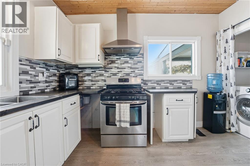 211 Robinson Road, Dunnville, Ontario  N1A 2W1 - Photo 20 - 40800777