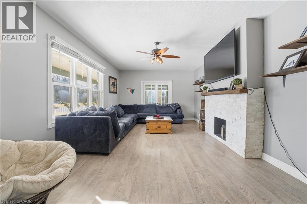 211 Robinson Road, Dunnville, Ontario  N1A 2W1 - Photo 15 - 40800792