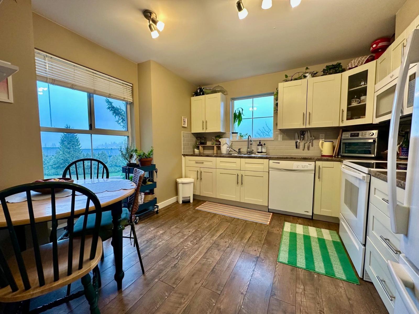 306 15160 108 Avenue, Surrey, British Columbia  V3R 0V2 - Photo 8 - R3113043