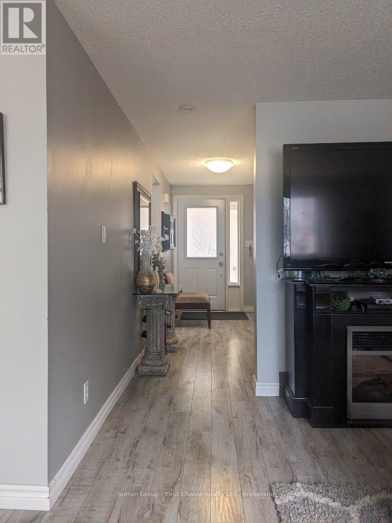 18 Moderwell Street, Stratford, Ontario  N5A 7T9 - Photo 13 - X12685300